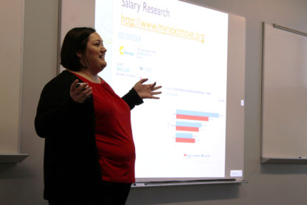 Presentation teaches salary negotiation - The Mesquite Online News - Texas A&M University-San Antonio