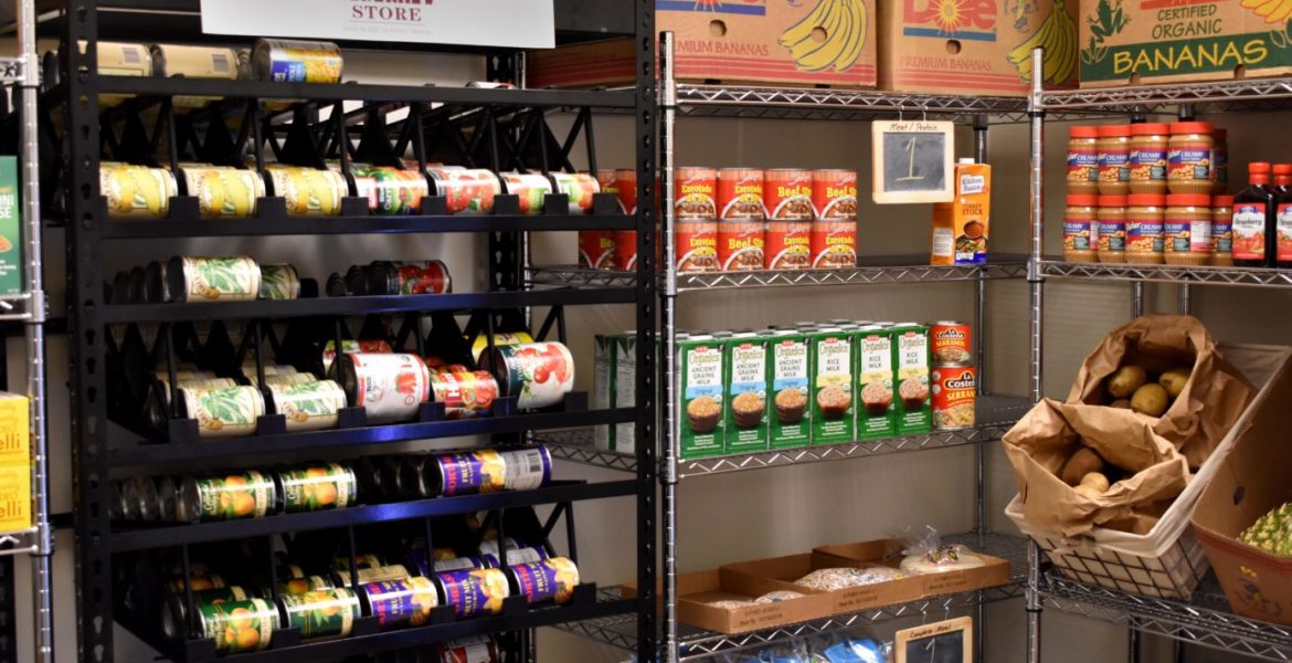 General’s Store remains open to community members facing food insecurity - The Mesquite Online News - Texas A&M University-San Antonio