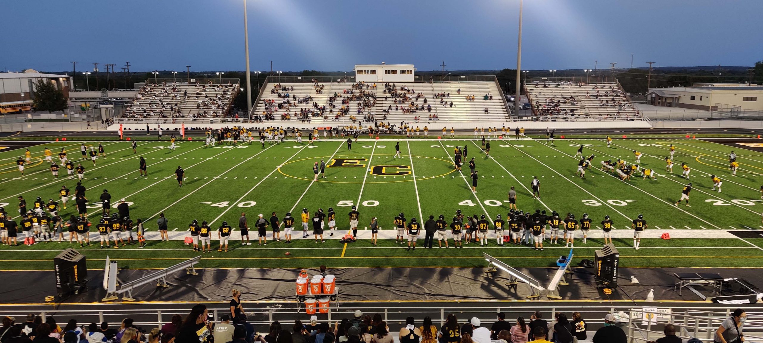 A 'hurricane-style' schedule, four days rest: The race schools face to make  up TXHSFB games affected by COVID-19