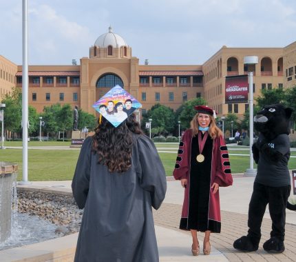 University goes curbside for graduation - The Mesquite Online News - Texas A&M University-San Antonio