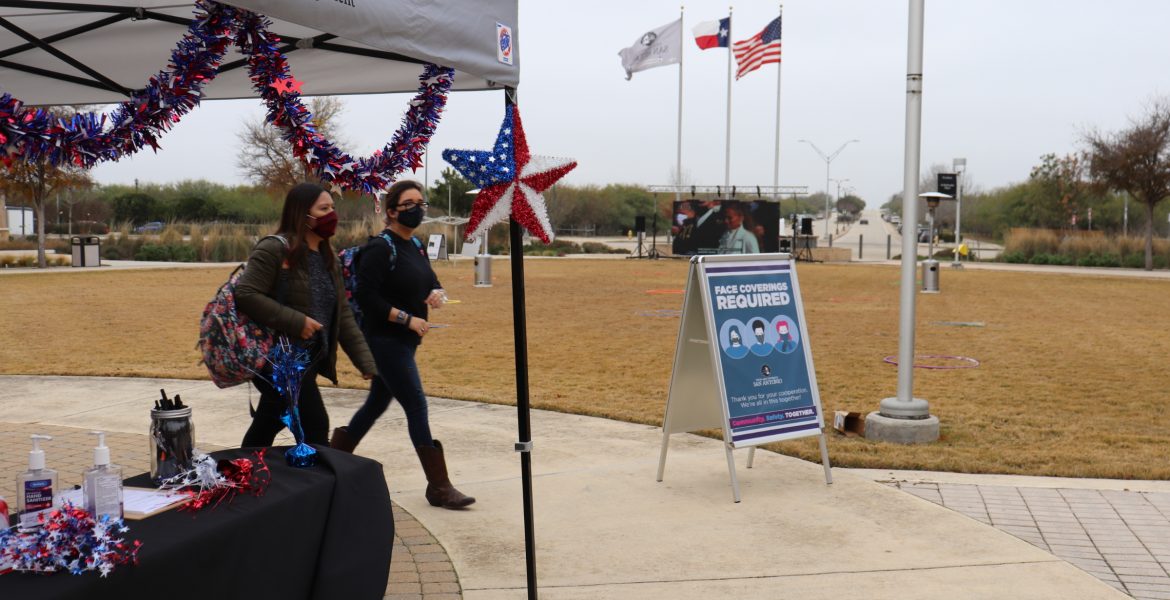Presidential inauguration goes live on campus - The Mesquite Online News - Texas A&M University-San Antonio