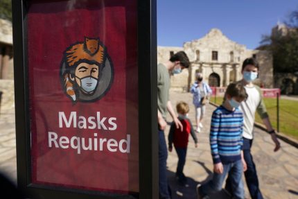 Students, staff reflect on pandemic a year later - The Mesquite Online News - Texas A&M University-San Antonio
