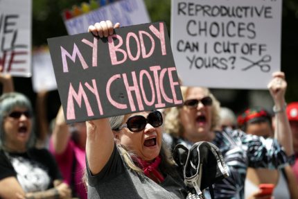 Reproductive rights activists bring nationwide march to San Antonio - The Mesquite Online News - Texas A&M University-San Antonio
