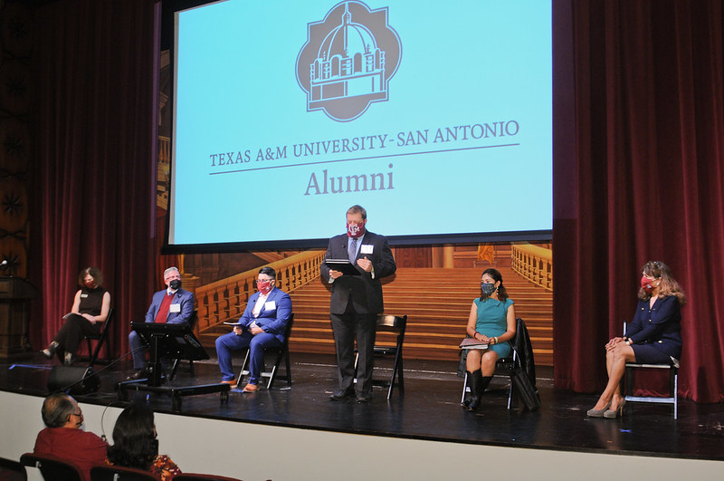 Campus hosts annual Alumni Awards - The Mesquite Online News - Texas A&M University-San Antonio