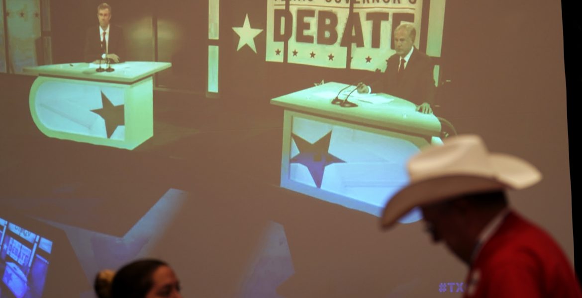 Highlights from the Abbott, O’Rourke debate include immigration, gun control, abortion and teacher pay - The Mesquite Online News - Texas A&M University-San Antonio