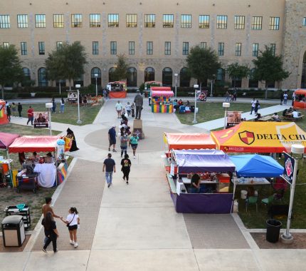 Slideshow: Lower visitor turnout at Fall Fest doesn’t slow the fun - The Mesquite Online News - Texas A&M University-San Antonio