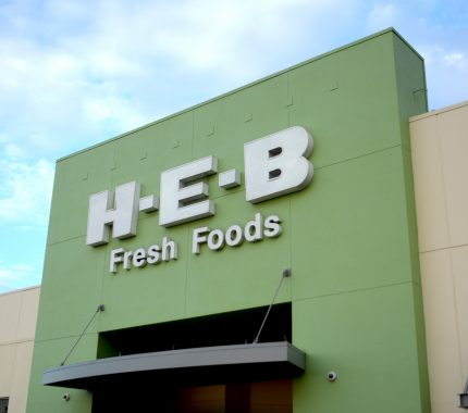 H-E-B now delivers to campus - The Mesquite Online News - Texas A&M University-San Antonio