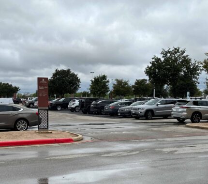 Fall semester kicks off with sold out parking lots, city lane still available - The Mesquite Online News - Texas A&M University-San Antonio