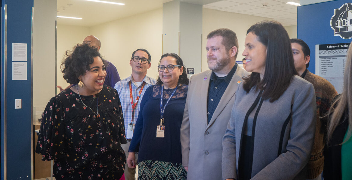 Deputy Secretary of U.S. Dept. of Veteran’s Affairs visits A&M-San Antonio for roundtable with veteran and military affiliate students - The Mesquite Online News - Texas A&M University-San Antonio