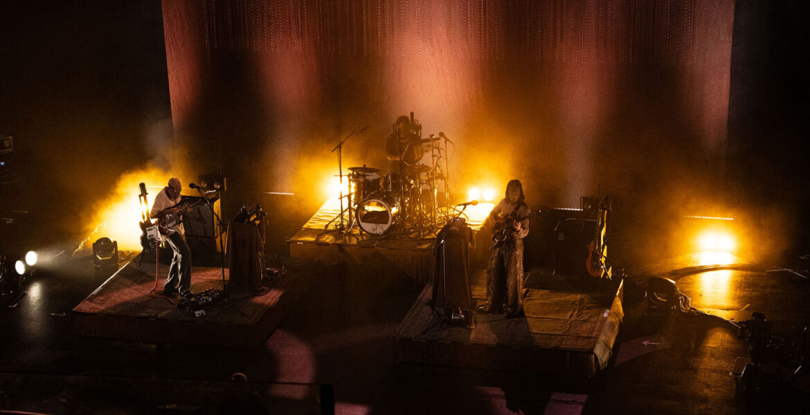 REVIEW + PHOTOS: Glass Beams brought ethereal, hypnotic Indian-inspired sounds to San Antonio’s Aztec Theatre - The Mesquite Online News - Texas A&M University-San Antonio