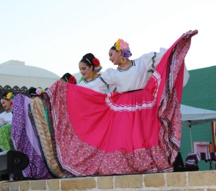 Viva Women Mexico Festival spotlights Latina entrepreneurs and musicians - The Mesquite Online News - Texas A&M University-San Antonio