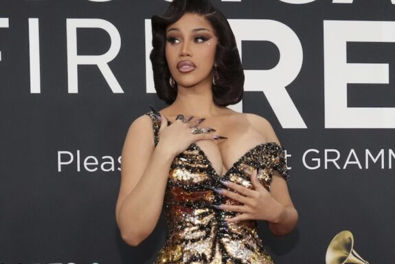 Review: Cardi B’s ‘Am I the Drama?’ delivers power, vulnerability and Latin flair - The Mesquite Online News - Texas A&M University-San Antonio