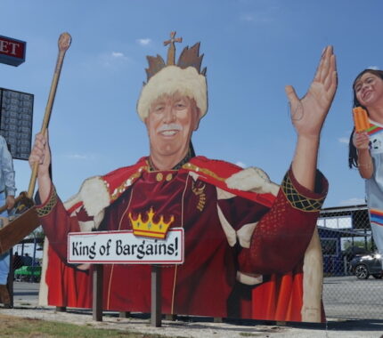 Photo story: Kingdom of bargains — Mission Open Air Market welcomes students, travelers, locals - The Mesquite Online News - Texas A&M University-San Antonio