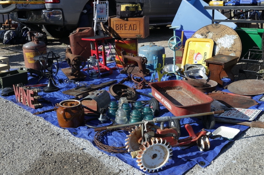 Photo story: Kingdom of bargains — Mission Open Air Market welcomes students, travelers, locals - The Mesquite Online News - Texas A&M University-San Antonio