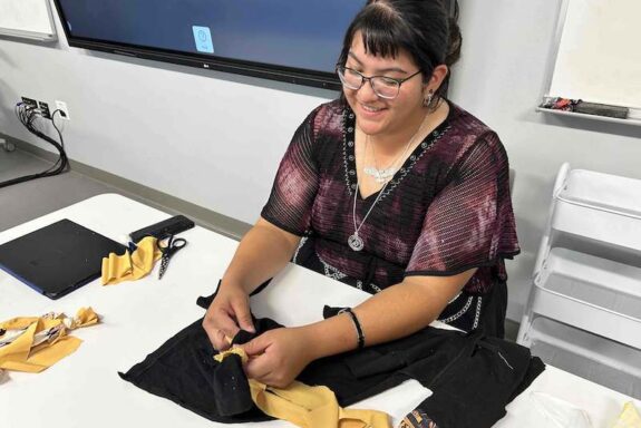 Crafting event braids love for dogs in need - The Mesquite Online News - Texas A&M University-San Antonio