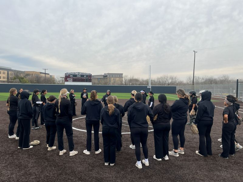 ‘Out for blood’: Confidence fuels Jaguars softball ahead of 2025-26 campaign - The Mesquite Online News - Texas A&M University-San Antonio