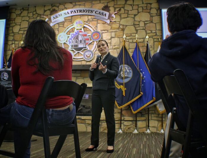 Mayor Gina Ortiz Jones urges early voting at A&M–San Antonio - The Mesquite Online News - Texas A&M University-San Antonio