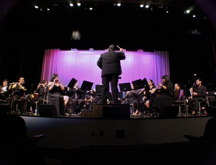 San Antonio Community Wind Ensemble blows audience away - The Mesquite Online News - Texas A&M University-San Antonio