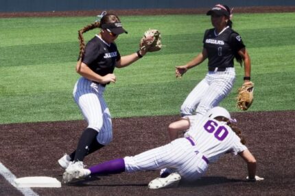 Bats vs. Arms: Jaguars face Saints in key rivalry series - The Mesquite Online News - Texas A&M University-San Antonio