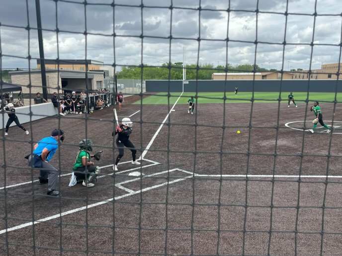 Jags bounce back in series with offensive prowess - The Mesquite Online News - Texas A&M University-San Antonio